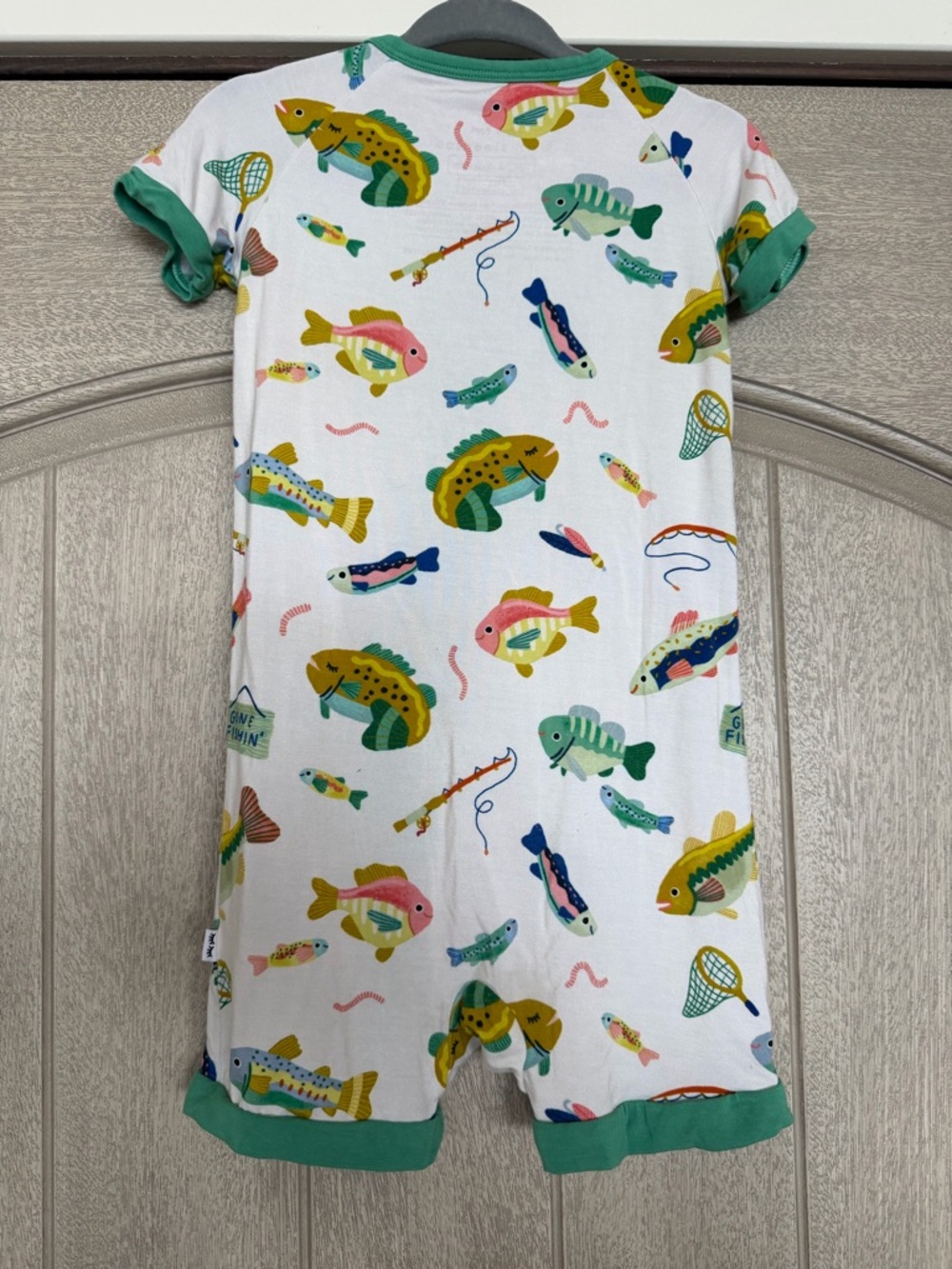 EUC Little Sleepies gone fishing shorty zippy 18-24m bamboo - Picture 3 of 3
